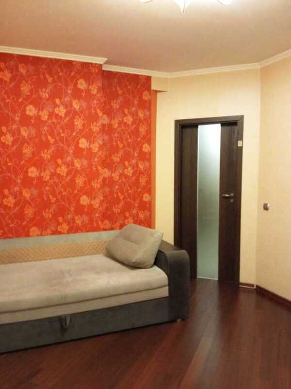 Здам довгостроково 1-к квартиру Бориспільський, Бориспіль, пер.Бабкина, 12. 