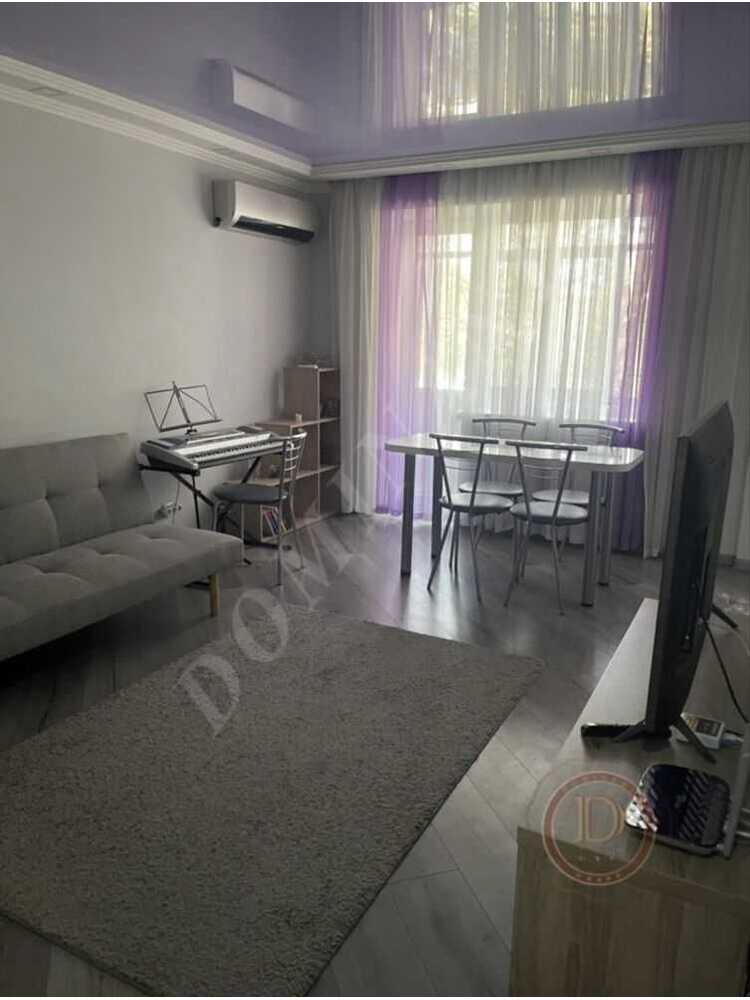 Продам 3-к квартиру Запоріжжя, Вознесенівський, Патріотична, 54. 