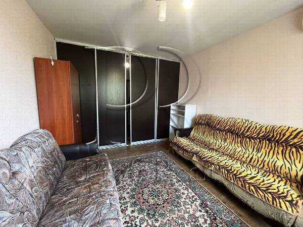 Продам 1-к квартиру Київ, Святошинський, вул. Академіка Туполєва, 5Б. 