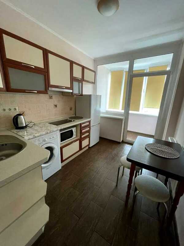 Здам довгостроково 1-к квартиру Київ, Оболонський, вул. Богатирська, 6А. 