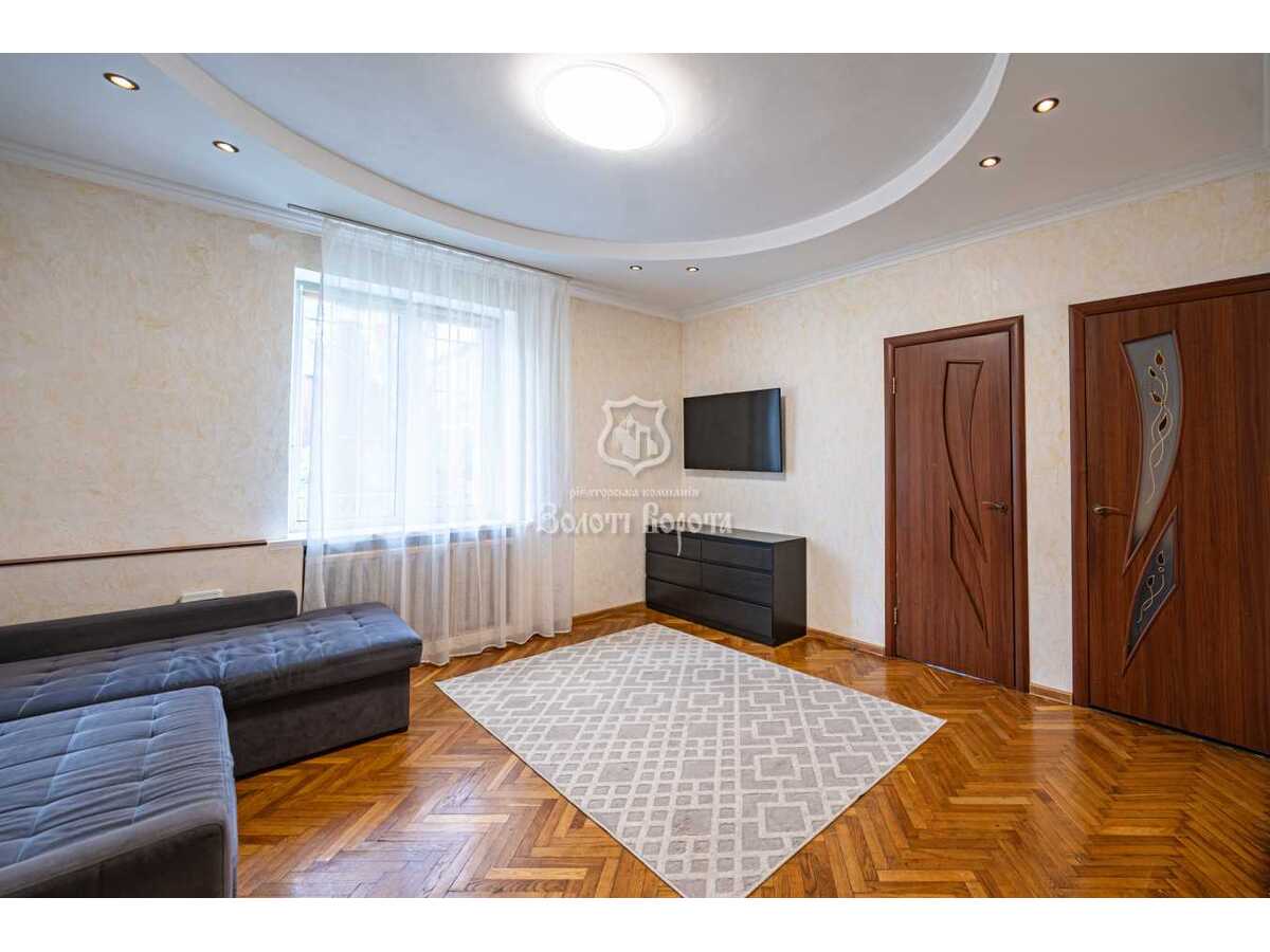 Продам 2-к квартиру Київ, Подільський, вул. Осиповського, 27. 