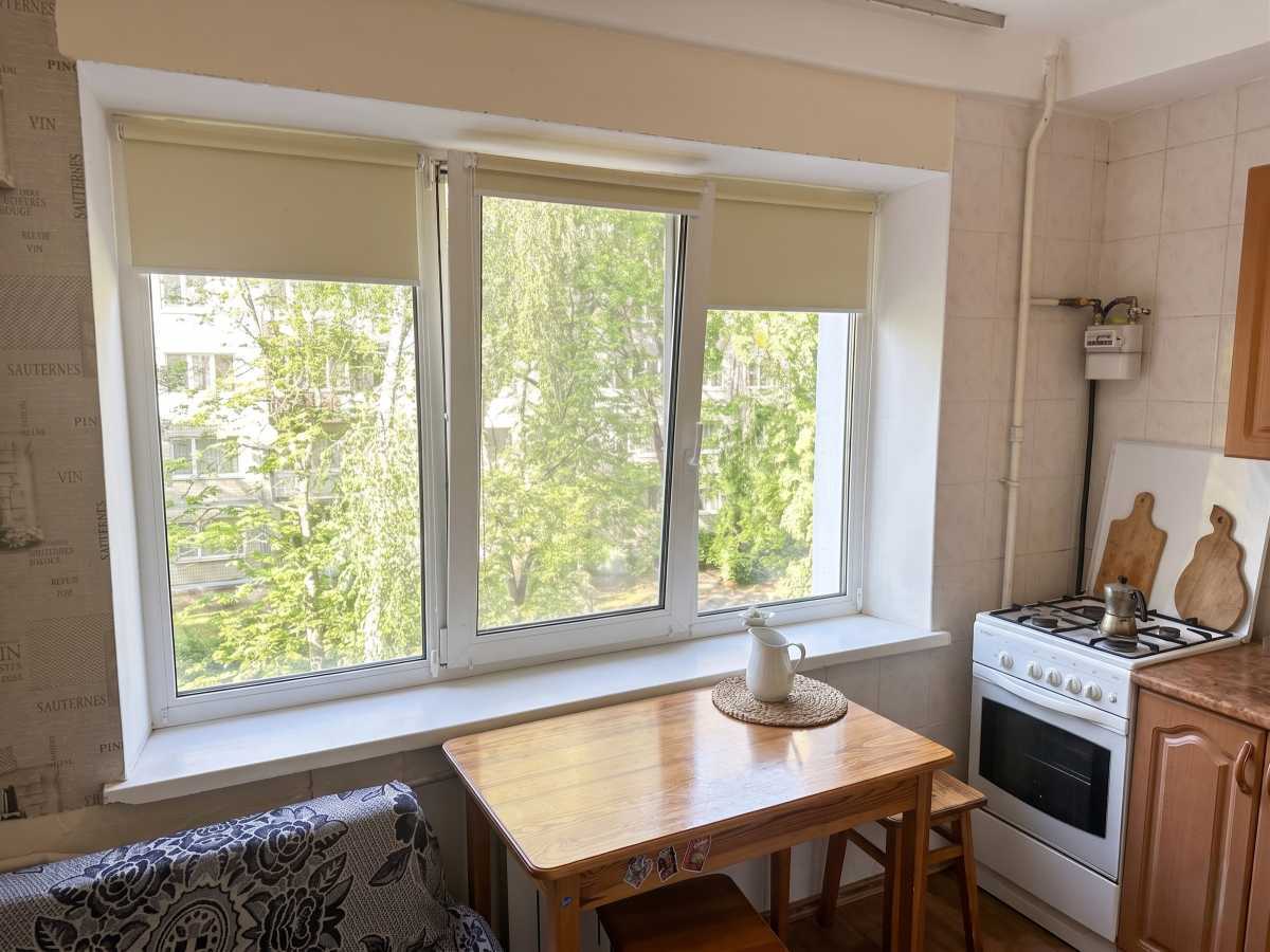 Продам 2-к квартиру Київ, Шевченківський, вул. Ігоря Турчина, 12в. 