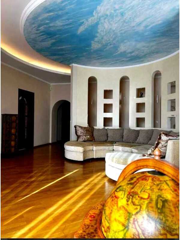 Здам довгостроково 4-к квартиру Київ, Подільський, вул. Волоська, 12в. 