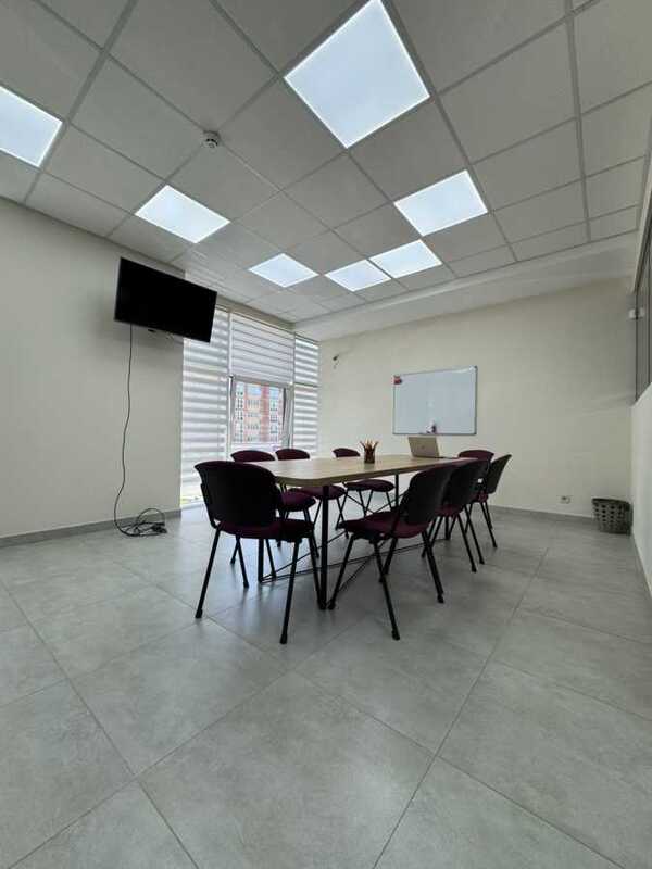 Здам довгостроково  приміщення вільного призначення Бучанський, Ірпінь, Університетська, 3/1. 