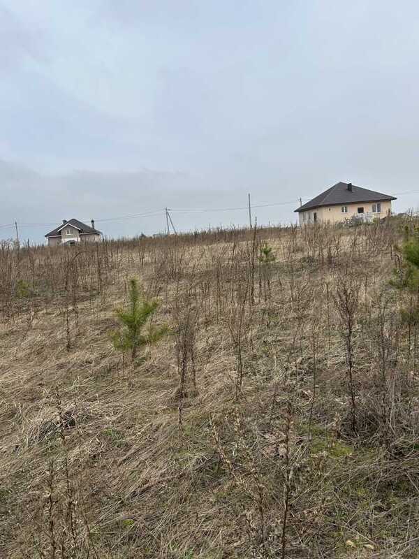 Продам  ділянку під житлову забудову Броварський, Рожівка, Залізнична 11. 