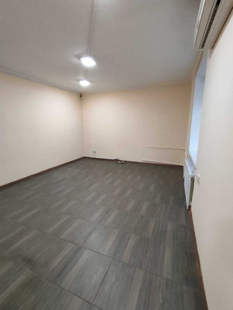 Здам довгостроково  офісна будівля Київ, Шевченківський, вул. Прорізна, 3. 