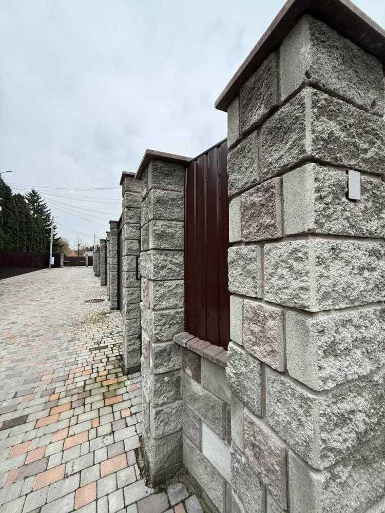 Продам 4-к таунхаус Білоцерківський, Біла Церква, Фастівська. 