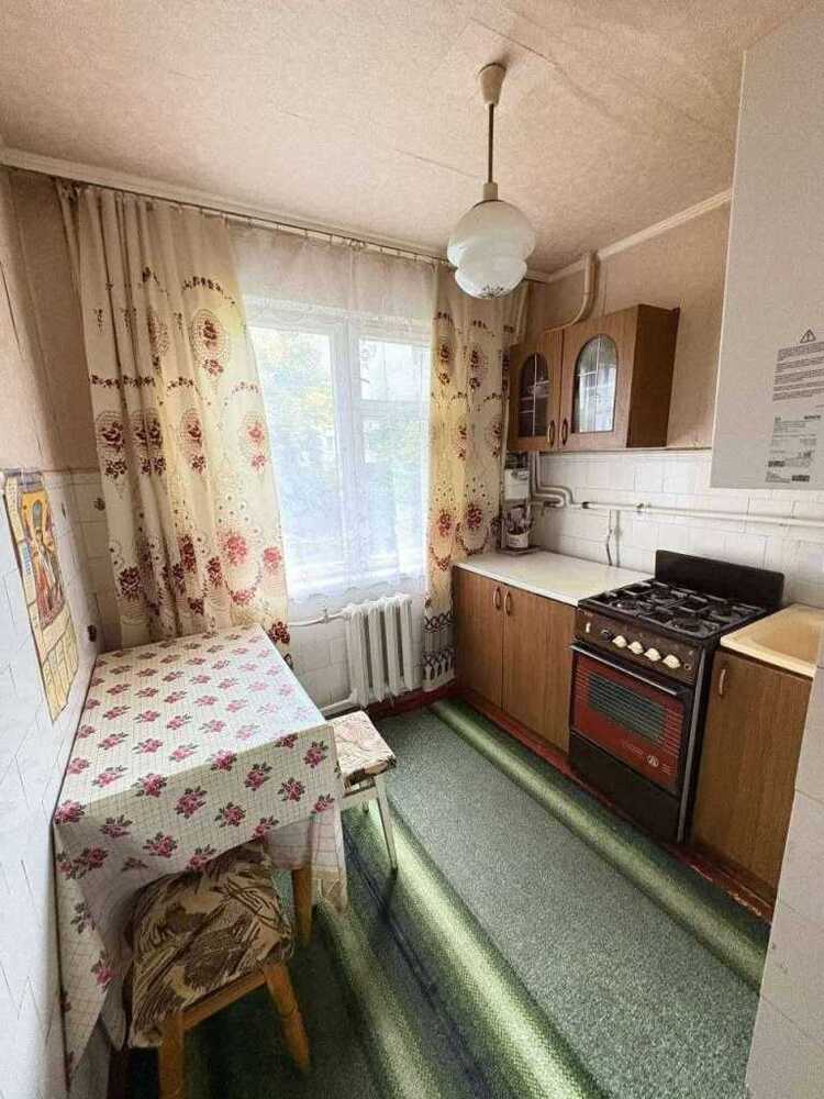 Продам 2-к квартиру Білоцерківський, Біла Церква, 1-й Курсовий. 