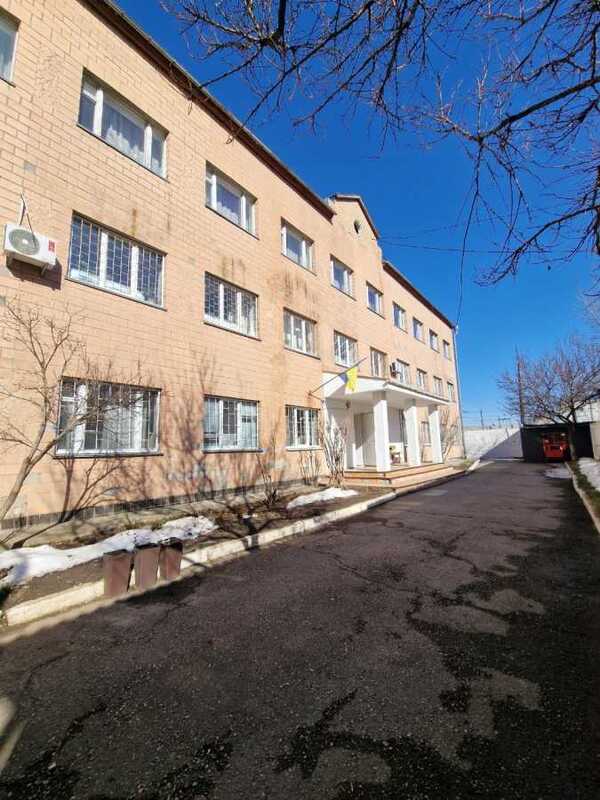 Продам  приміщення вільного призначення Білоцерківський, Біла Церква, Молодіжна, 25. 