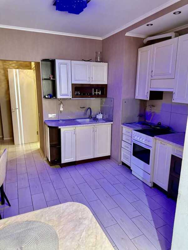 Продам 1-к квартиру Київ, Святошинський, вул. Олевська, 7. 