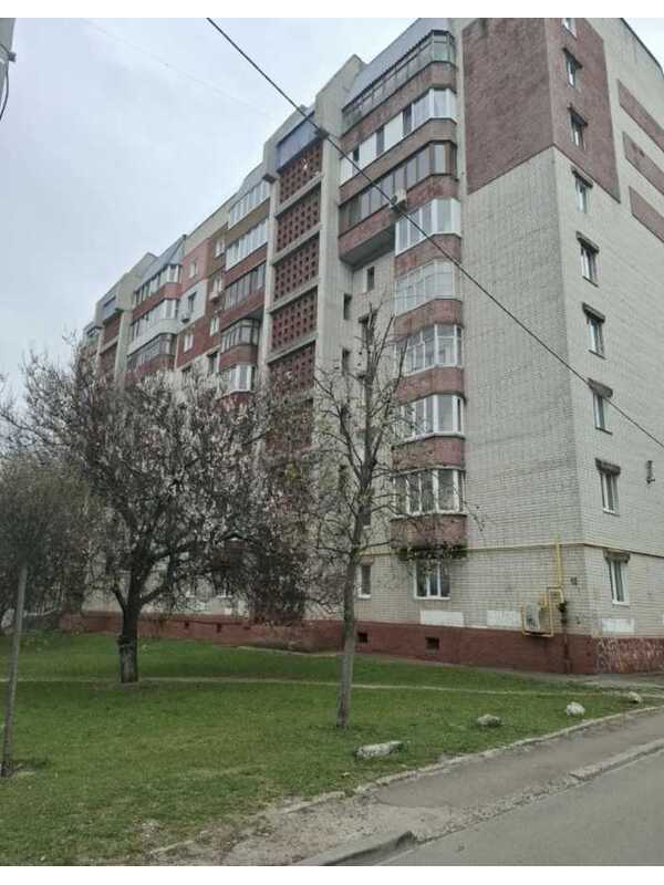 Продам 3-к квартиру Чернігів, Деснянський, Героїв Чорнобиля, 10. 
