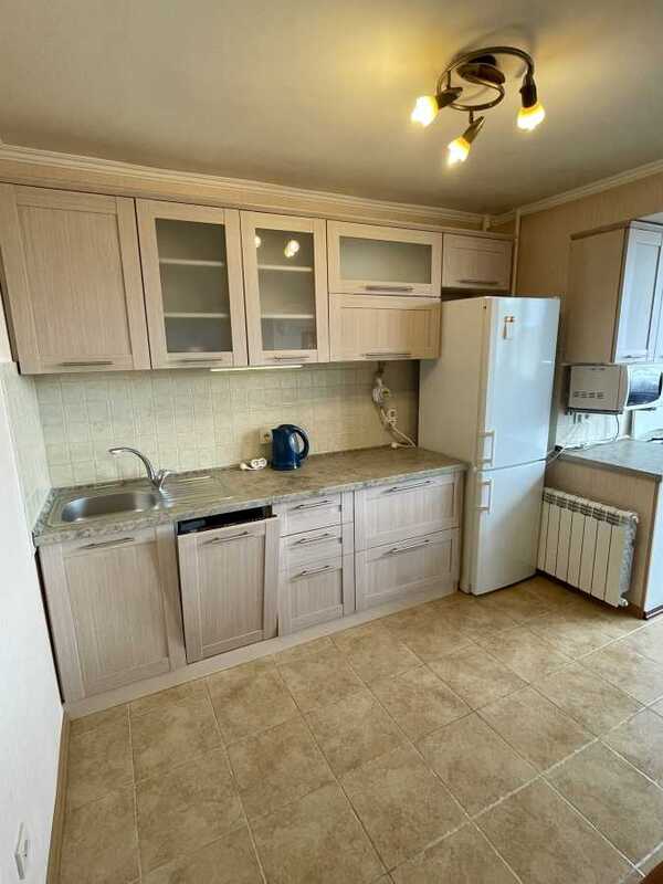 Здам довгостроково 2-к квартиру Київ, Солом`янський, вул. Юліуса Фучика, 13. 