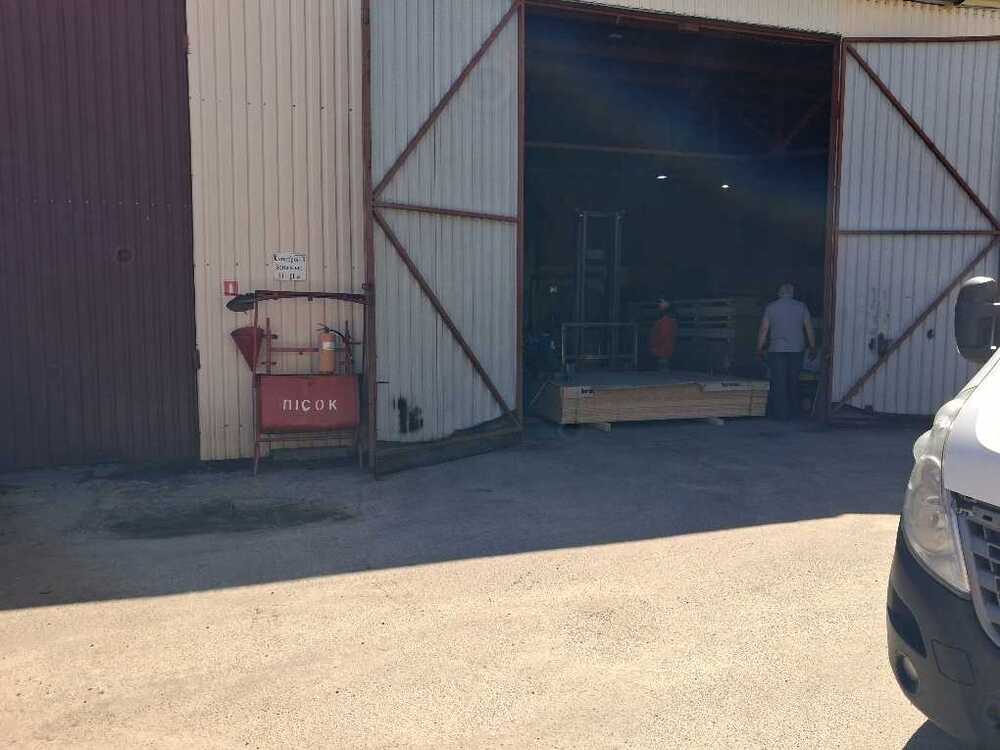 Здам довгостроково  складське приміщення Київ, Дарницький, вул. Здолбунівська. 