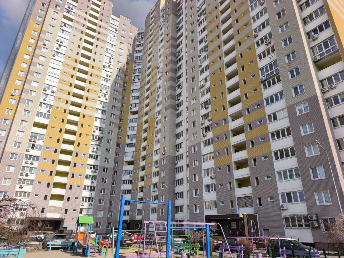 Продам 2-к квартиру Київ, Голосіївський, просп. Науки, 55А. 