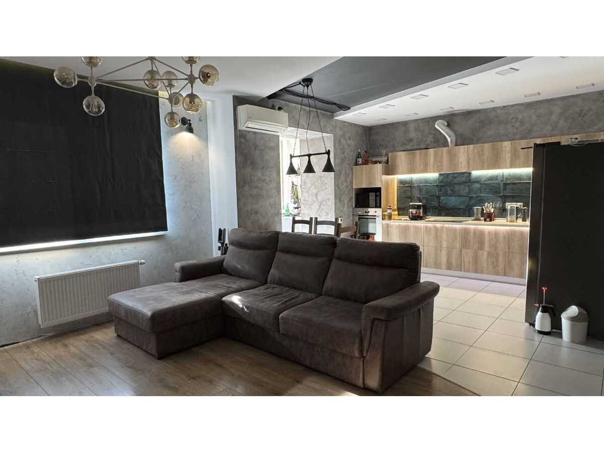 Продам 3-к квартиру Обухівський, Українка, Будівельників, 14в. 