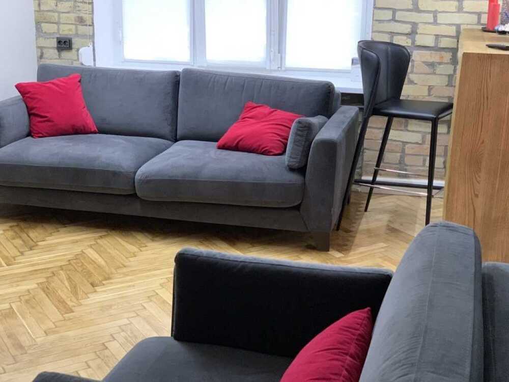 Здам довгостроково 2-к квартиру Київ, Печерський, вул. Професора Підвисоцького, 20. 