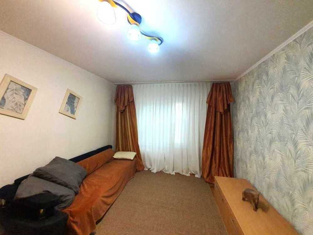 Продам 2-к квартиру Київ, Дарницький, вул. Вишняківська, 7а. 