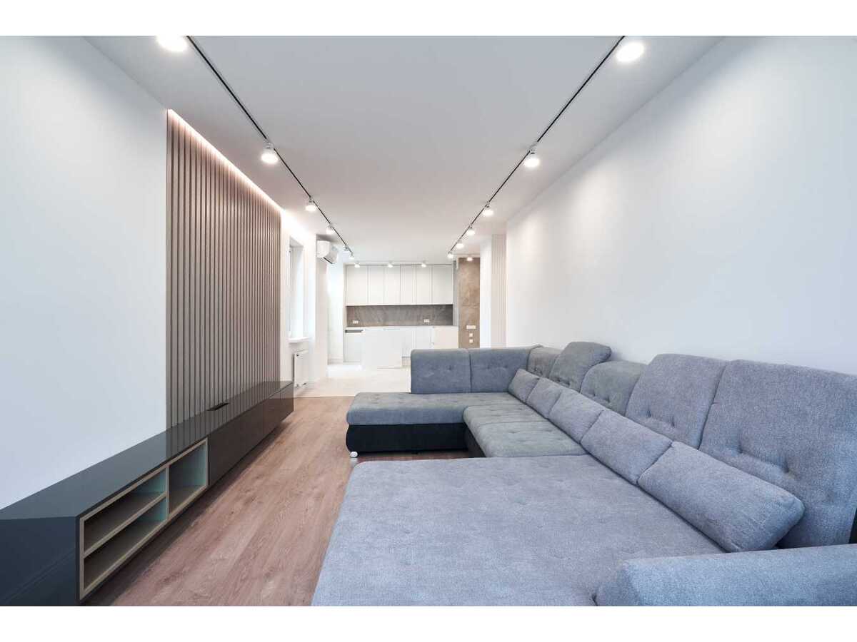 Здам довгостроково 4-к квартиру Київ, Шевченківський, просп. Берестейський, 5В. 