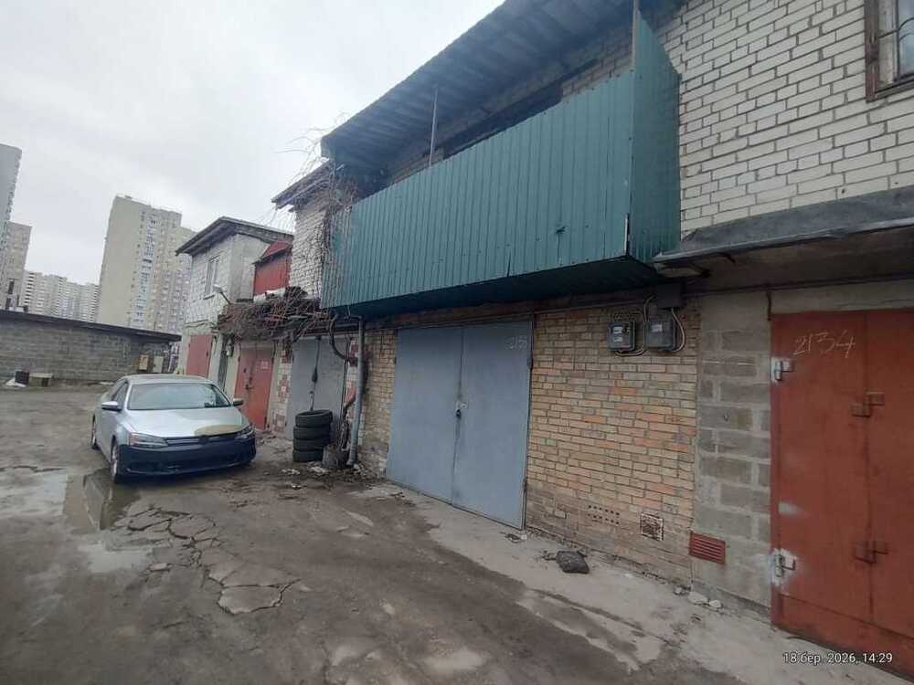 Продам  окремий гараж Київ, Деснянський, вул. Миколи Закревського, 93. 