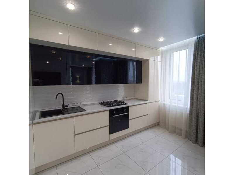 Здам довгостроково 1-к квартиру Бучанський, Петропавлівська Борщагівка, Оксамитова, 9А. 