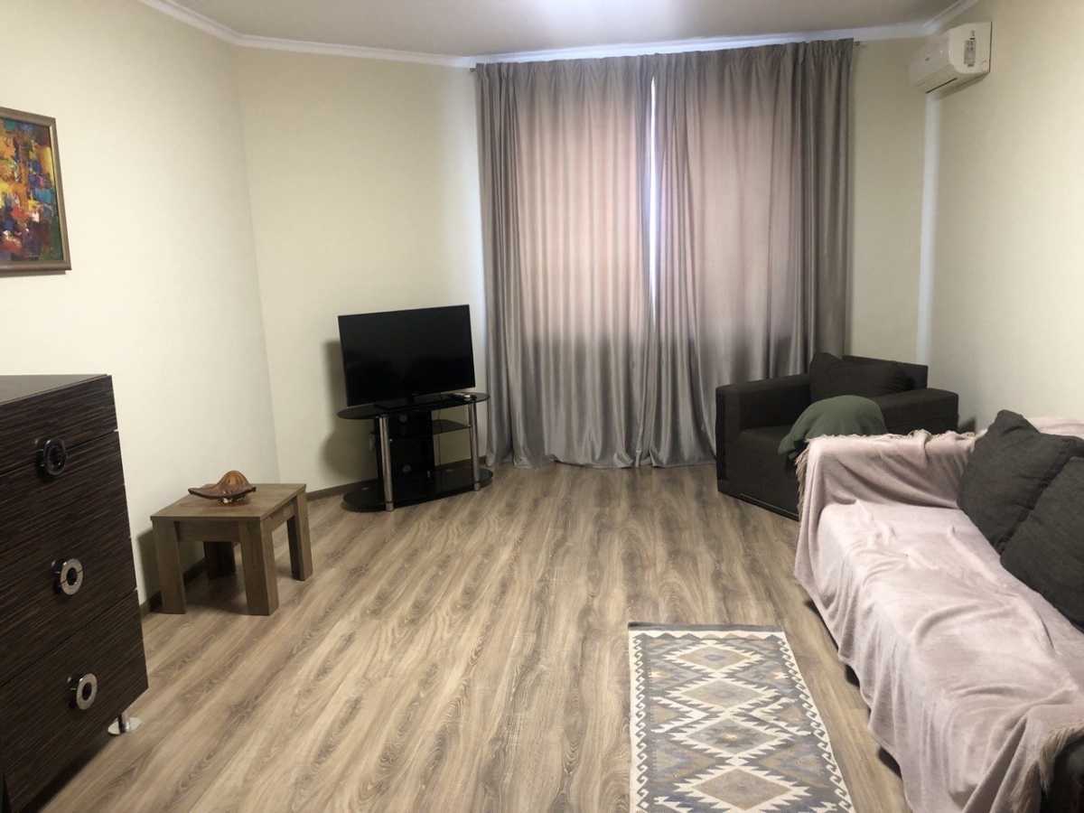 Здам довгостроково 1-к квартиру Київ, Оболонський, вул. Йорданська, 1. 