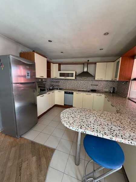 Продам 3-к квартиру Одеса, Пересипський, Добровольского, 137. 