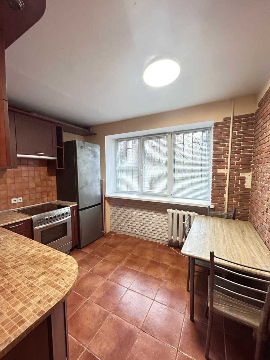 Продам 1-к квартиру Київ, Солом`янський, просп. Любомира Гузара, 9а. 