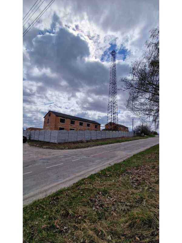 Продам  приміщення вільного призначення Білоцерківський, Тараща, ВХмельницького Богдана. 