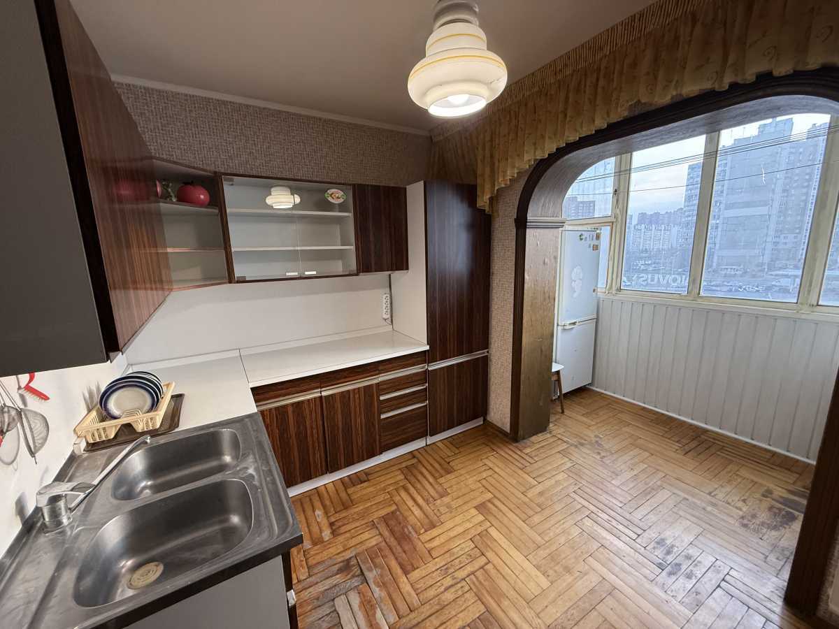 Здам довгостроково 2-к квартиру Київ, Дарницький, вул. Ревуцького, 19/1. 