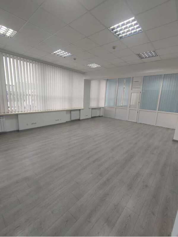 Здам довгостроково  офісне приміщення Київ, Дніпровський, вул. Євгена Сверстюка, 11. 