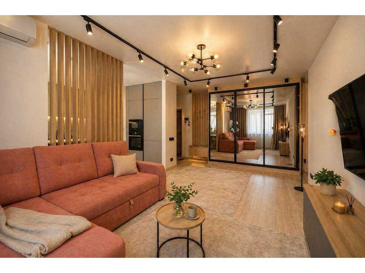 Продам 3-к квартиру Бучанський, Софіївська Борщагівка, Чубинського, 8Б. 