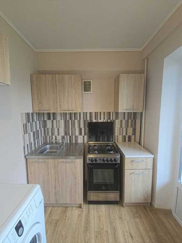 Продам 1-к квартиру Київ, Деснянський, вул. Шолом-Алейхема, 15. 