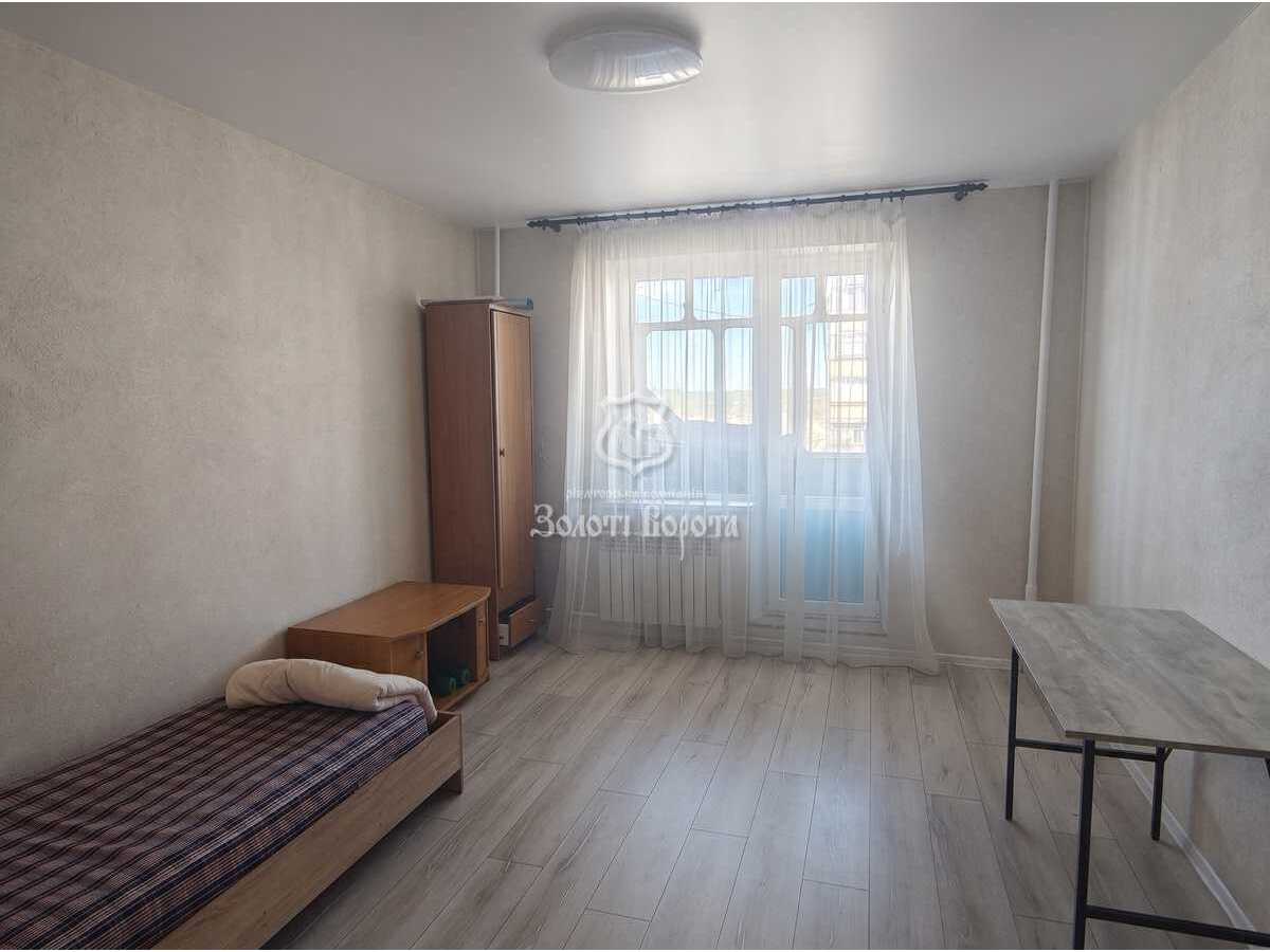 Продам 3-к квартиру Київ, Деснянський, вул. Путивльська, 40. 