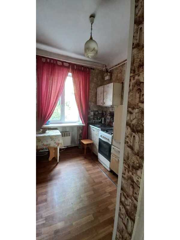 Продам 2-к квартиру Дніпро, Центральний, Кошиця Олександра, 36. 