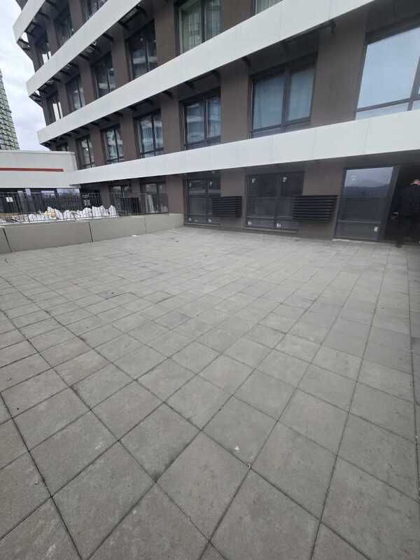 Здам довгостроково  торгову площу Київ, Дарницький, наб. Дніпровська, 15Ж. 