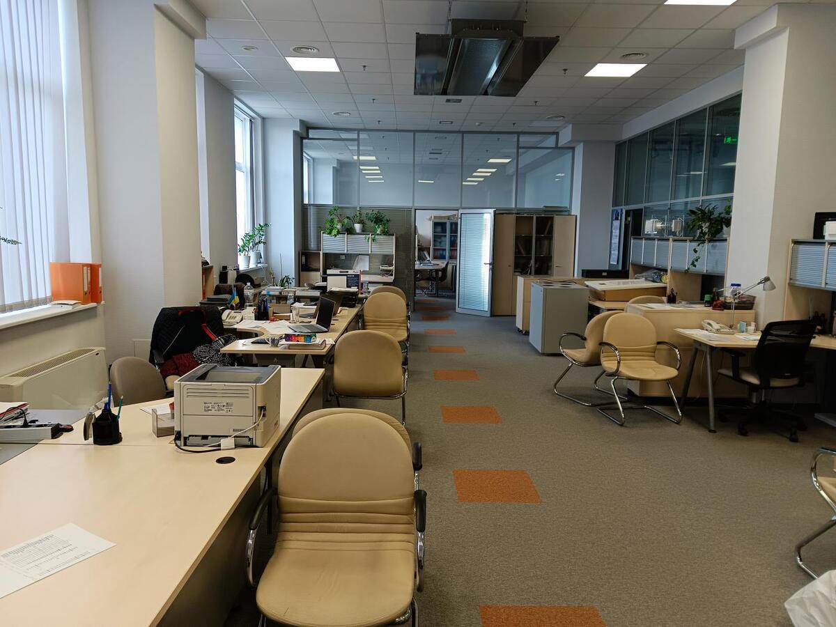 Продаж / Офіс / Харківське шосе, Киев