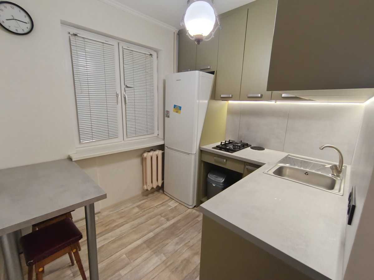 Здам довгостроково 2-к квартиру Київ, Солом`янський, вул. Миколи Василенка, 25/18. 