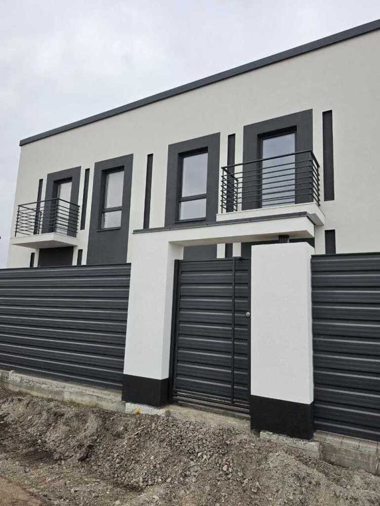 Продам 4-к таунхаус Білоцерківський, Біла Церква, Царське село, 1. 