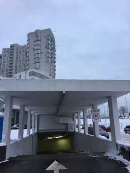 Продам  підземний паркінг Київ, Оболонський, просп. Героїв Сталінграду, 2д. 