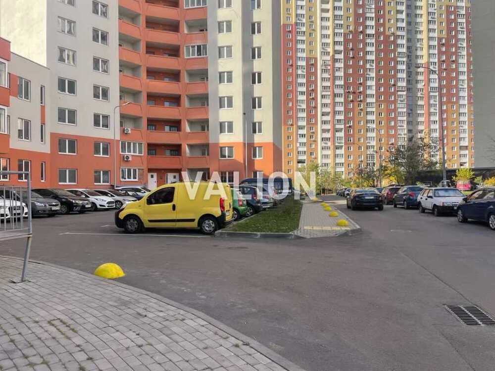 Продам 1-к квартиру Київ, Деснянський, вул. Милославська, 18. 