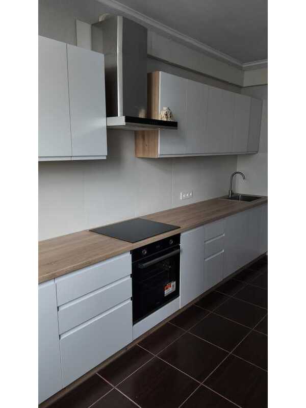 Продам 3-к квартиру Київ, Дніпровський, вул. Воскресенська, 12б. 