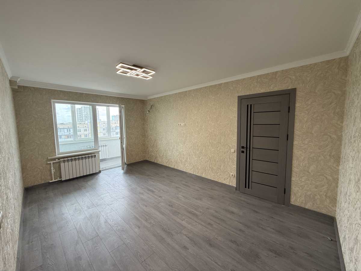 Продам 1-к квартиру Київ, Деснянський, просп. Володимира Маяковського, 36/7. 