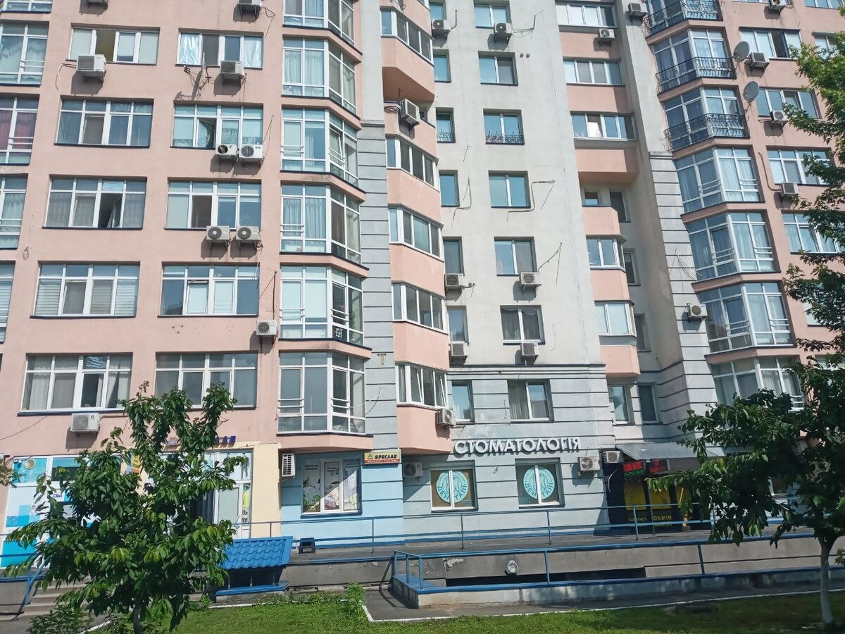 Продаж стоматологічної клініки вул.Юлії Здановської б. 53/2