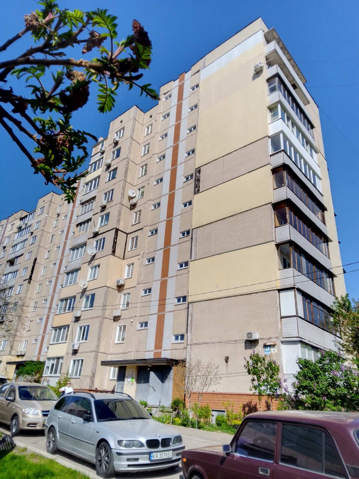 Солом'янка. Здам окрему двокімнатну квартиру. Мокра (Кудряшова), 7б.