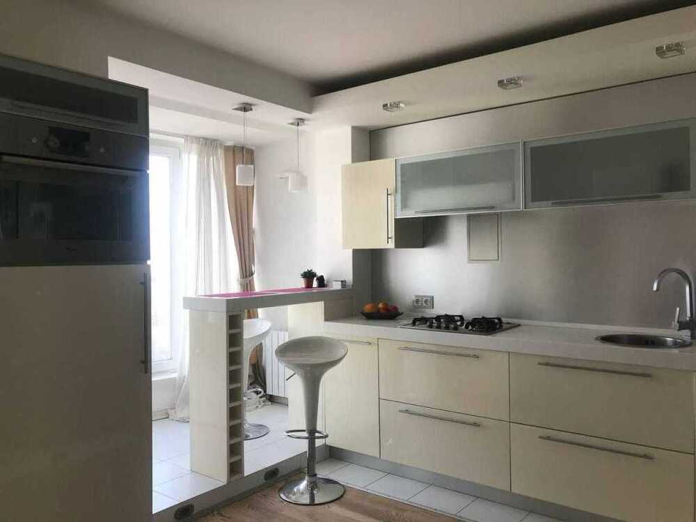 Продам 1-к квартиру Київ, Солом`янський, вул. Солом`янська, 41. 