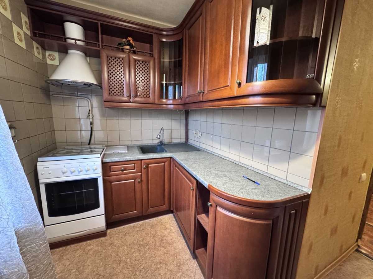 Продам 2-к квартиру Київ, Солом`янський, вул. Михайла Донця, 27А. 