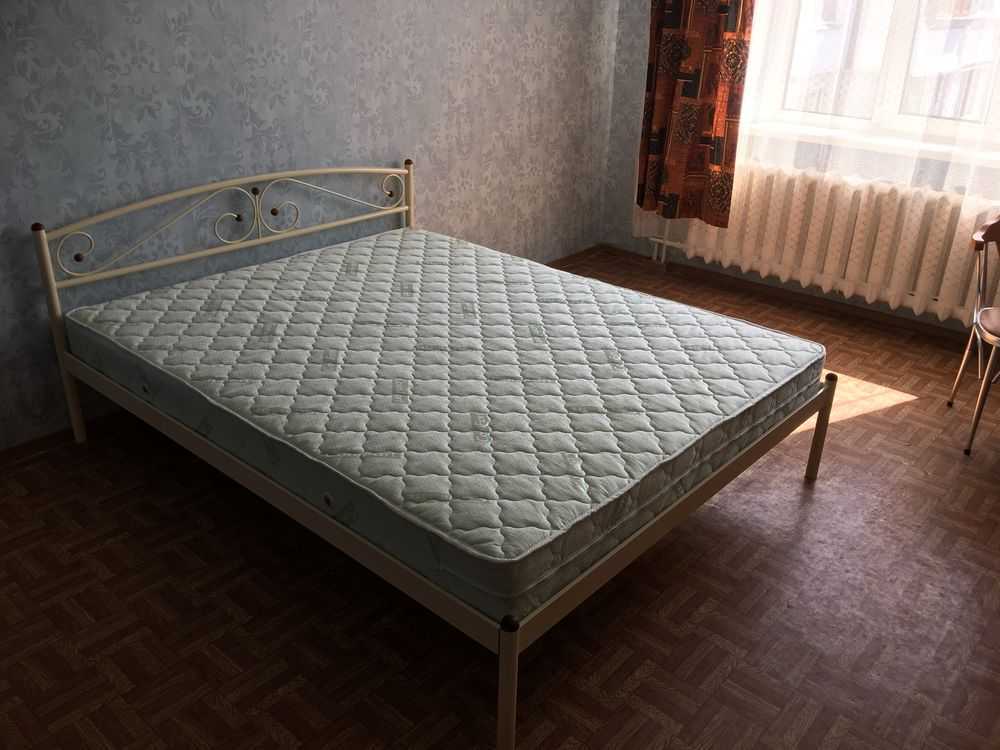 Здам довгостроково 1-к квартиру Київ, Деснянський, вул. Лісківська, 18Б. 