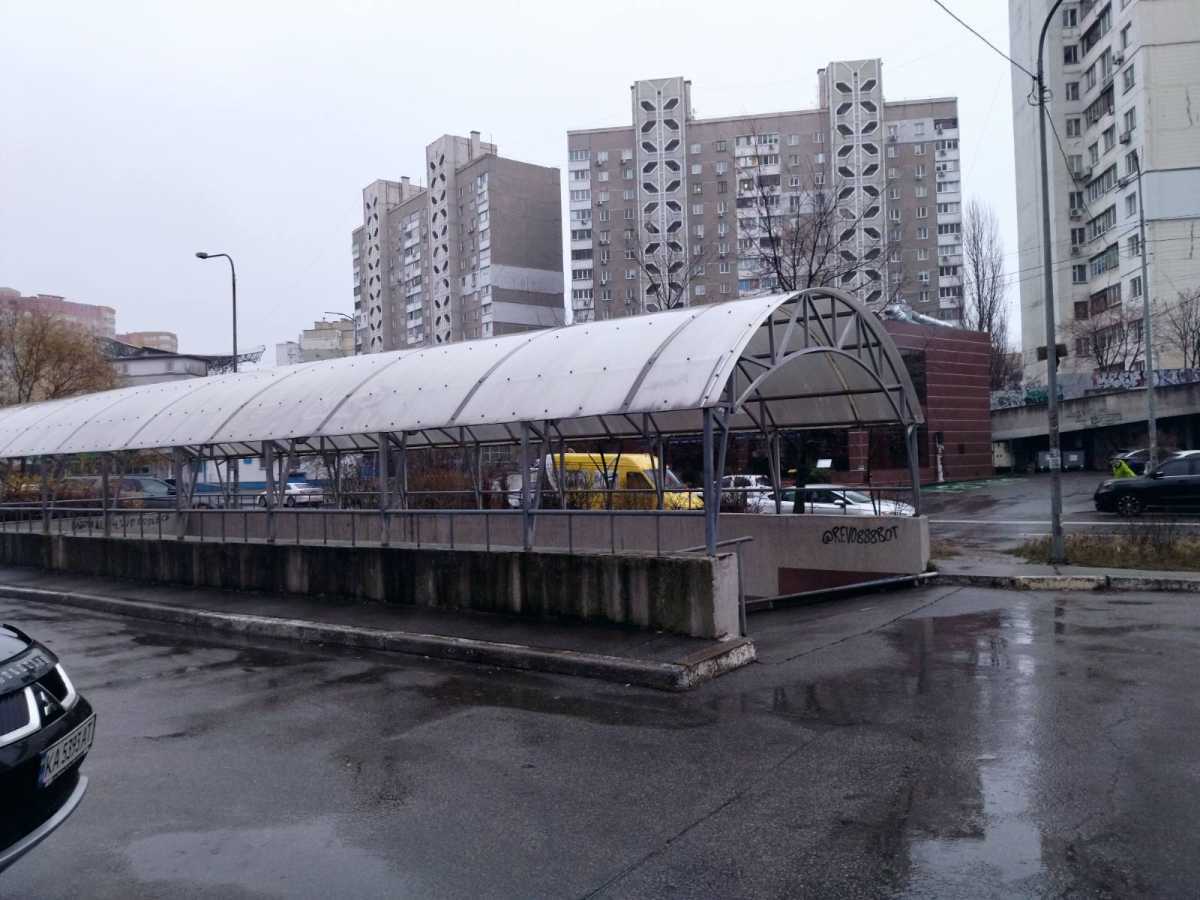 Здам довгостроково  підземний паркінг Київ, Дарницький, вул. Олександра Мишуги, 8. 