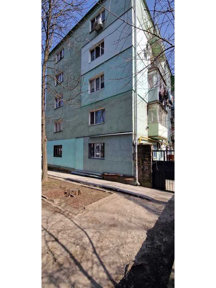 Продам 2-к квартиру Дніпро, Чечеловський, Робоча вулиця, 25. 