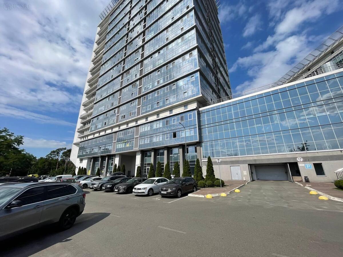 Оренда, фасадного, торгового приміщення, бул.Дарницький 123.6м2